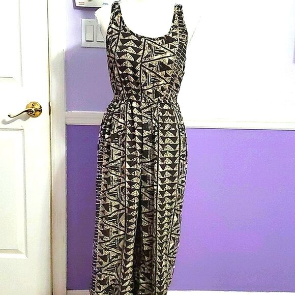 Mossimo Black & Cream Boho Geometric Print Sleeveless Wide Leg Jumpsuit - Picture 1 of 10